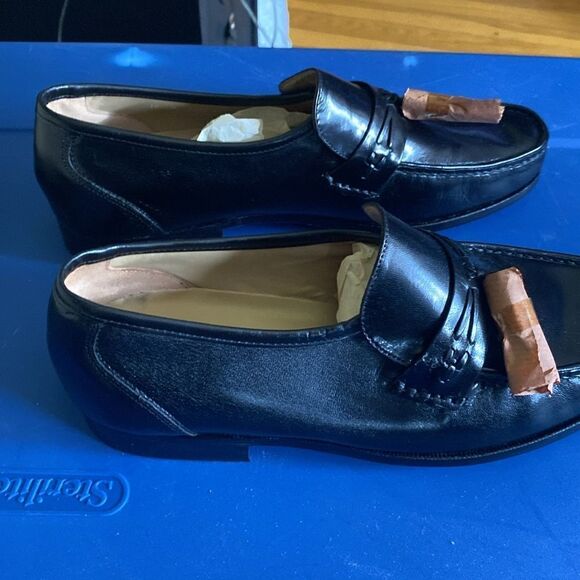 Men’s  Black Bostonian Stockbridge  Tassel slip on 10 M loafers new